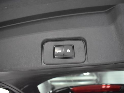 Certified 2023 Nissan Rogue SV w/ SV Premium B Package AWD/4WD image 33