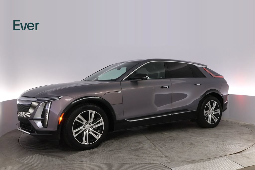 Used 2024 Cadillac Lyriq Tech AWD/4WD image 17