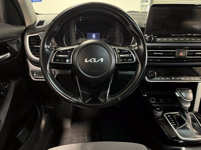 Used 2022 Kia Seltos S FWD image 21