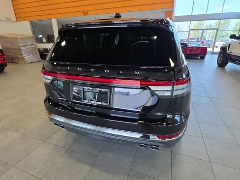 Used 2025 Lincoln Aviator Reserve w/ Equipment Group 201A AWD/4WD image 9