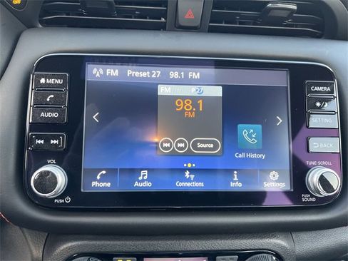 Used 2023 Nissan Kicks SR w/ SR Premium Package image 14