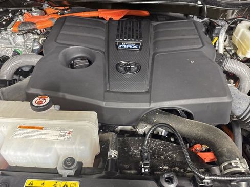 Used 2024 Toyota Tundra 1794 Edition image 9