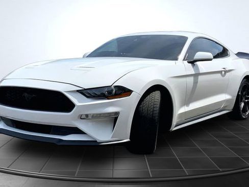 Used 2021 Ford Mustang Premium RWD image 4