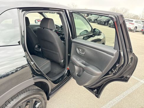 Used 2025 Honda HR-V Sport image 20