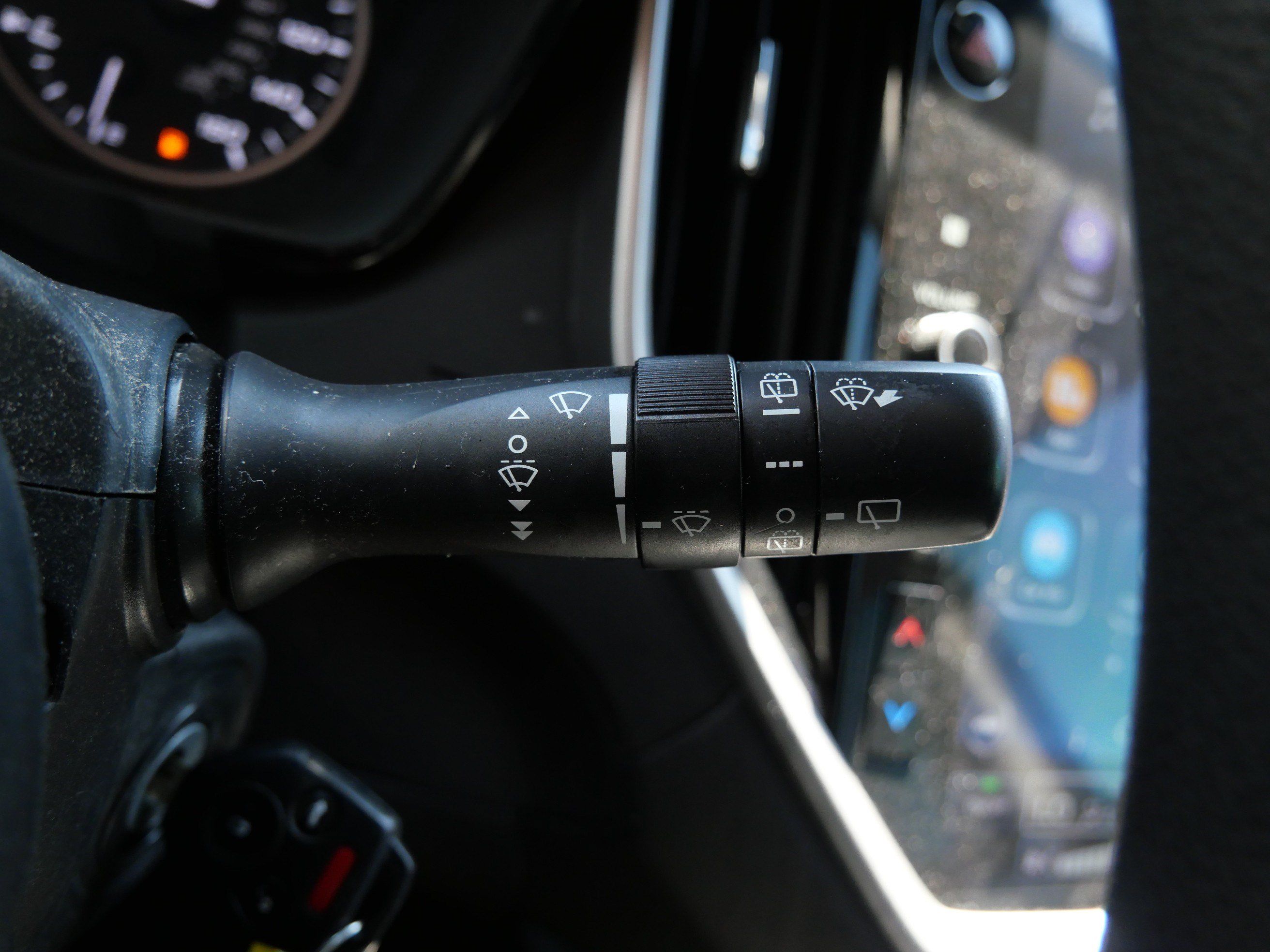 Certified 2023 Subaru Ascent 8-Passenger AWD/4WD image 32