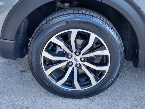 Used 2025 Ford Explorer ST-Line image 9