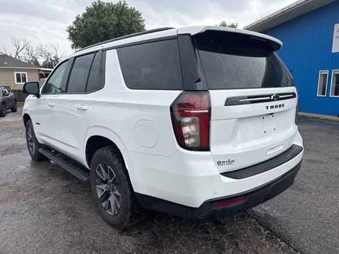 Used 2023 Chevrolet Tahoe Z71 w/ Luxury Package AWD/4WD image 8