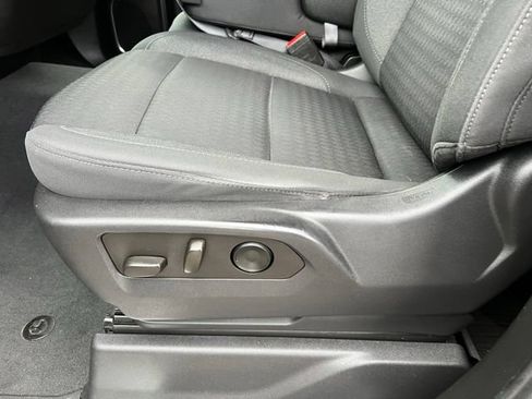 Used 2022 Chevrolet Silverado 1500 RST w/ Z71 Off-Road Package AWD/4WD image 17
