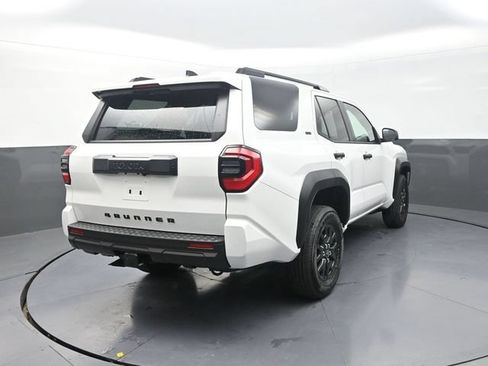 Used 2026 Toyota 4Runner SR5 RWD image 8