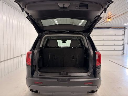 Used 2023 GMC Acadia AT4 w/ GMC Pro Grade Package AWD/4WD image 5
