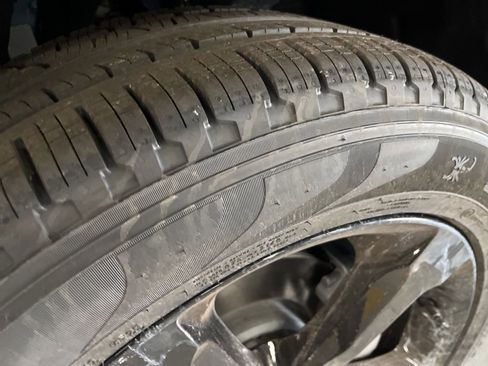 New 2025 Jeep Grand Cherokee Limited w/ Black Appearance Package image 14