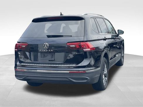 Certified 2023 Volkswagen Atlas SE image 4