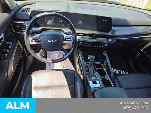 Used 2025 Kia Telluride S FWD image 11