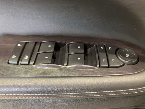 Used 2016 Buick Enclave Premium w/ Experience Buick Package image 15