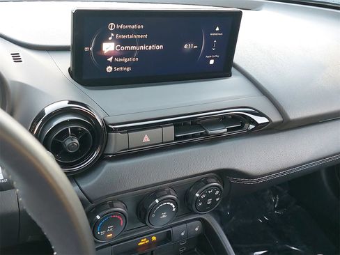 Used 2024 MAZDA MX-5 Miata Club w/ Interior Package image 17