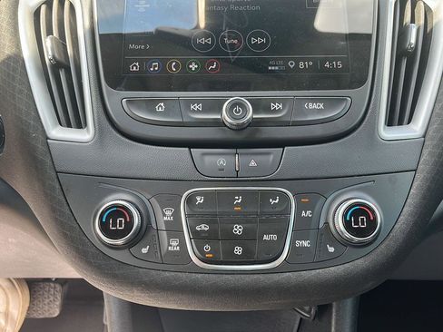 Used 2023 Chevrolet Malibu LT w/ Driver Confidence Package image 18