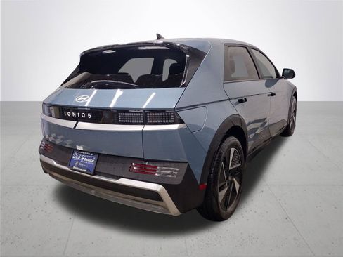 New 2026 Hyundai Ioniq 5 SE image 13