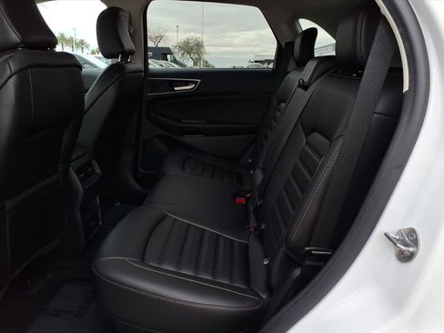Used 2021 Ford Edge SEL image 22
