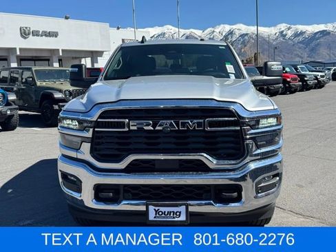 New 2026 RAM 2500 Big Horn AWD/4WD image 3