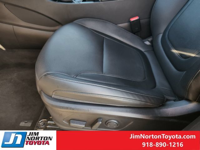 Used 2025 Hyundai Santa Cruz SEL FWD image 24