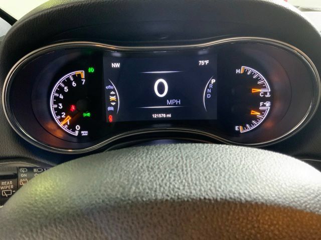 Used 2018 Jeep Grand Cherokee Limited w/ Luxury Group II AWD/4WD image 23