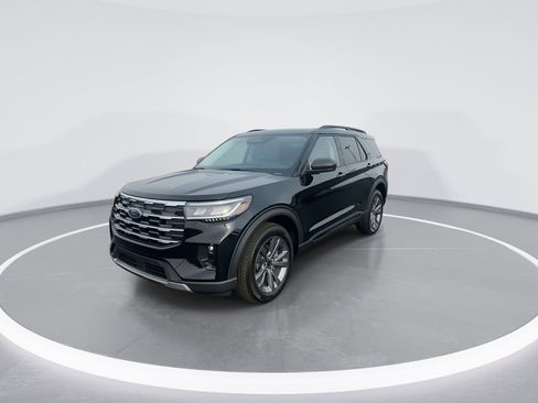 New 2026 Ford Explorer Active w/ Active Comfort Package AWD/4WD image 5