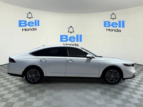 Certified 2023 Honda Accord EX image 5