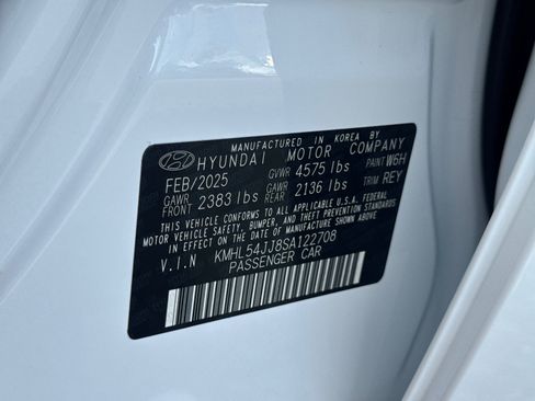 New 2025 Hyundai Sonata Limited image 27