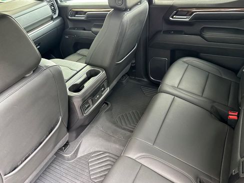 Used 2024 Chevrolet Silverado 1500 LT Trail Boss w/ Convenience Package II AWD/4WD image 12