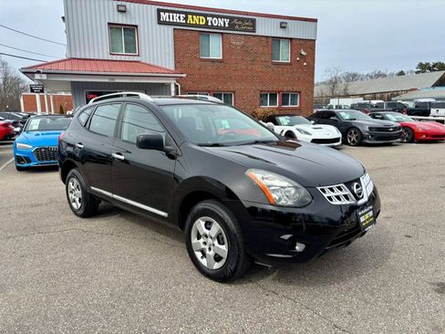 Used 2015 Nissan Rogue S w/ Convenience Package image 3