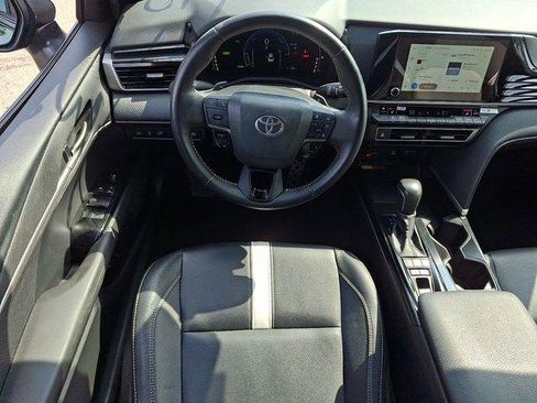 Certified 2025 Toyota Camry SE w/ Convenience Package AWD/4WD image 12