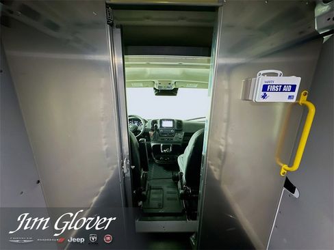 Used 2025 RAM ProMaster 2500 w/ Convenience Group image 34