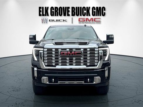 New 2026 GMC Sierra 2500 Denali w/ Denali Reserve Package image 9