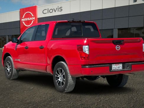 Used 2022 Nissan Titan SV AWD/4WD image 7