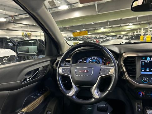 Used 2019 GMC Acadia Denali w/ Technology Package image 23