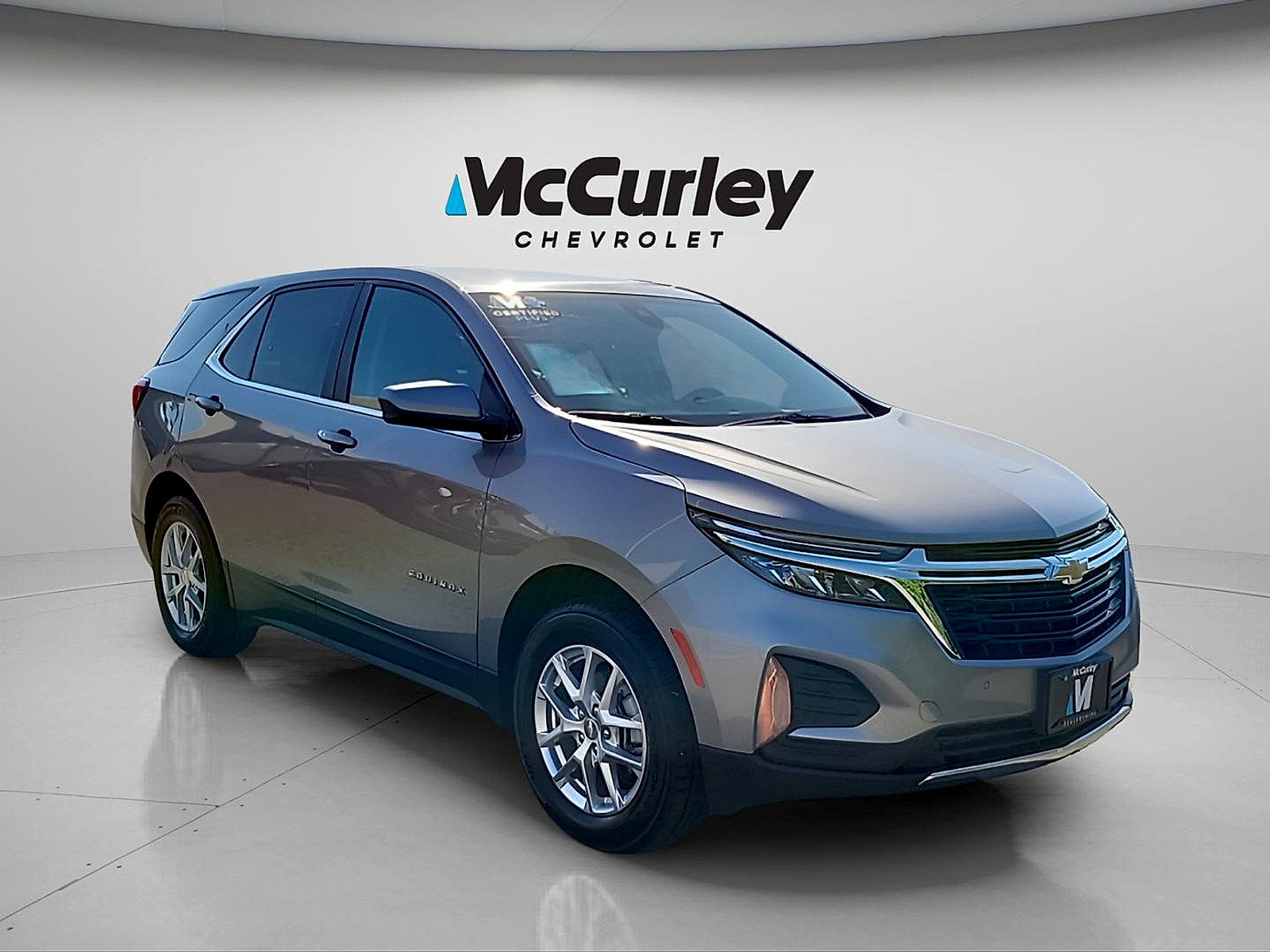 Used 2024 Chevrolet Equinox LT AWD/4WD image 1