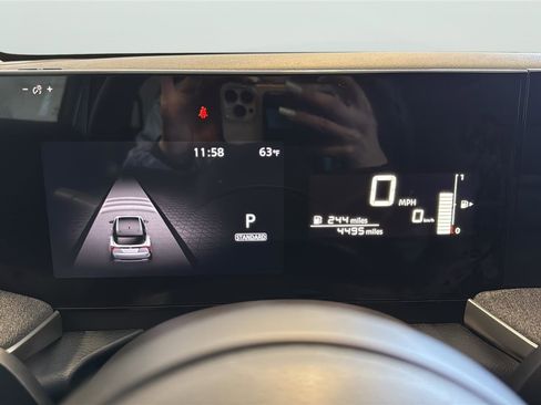 Used 2025 Nissan Kicks SV w/ Illumination Package AWD/4WD image 15