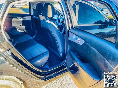 Used 2023 Kia Forte LXS image 14