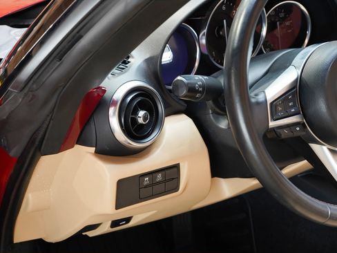 Used 2019 MAZDA MX-5 Miata Grand Touring RWD image 44