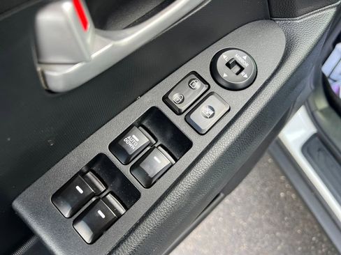 Used 2015 Kia Sportage LX AWD/4WD image 15