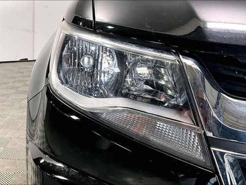 Used 2019 Chevrolet Colorado LT image 28