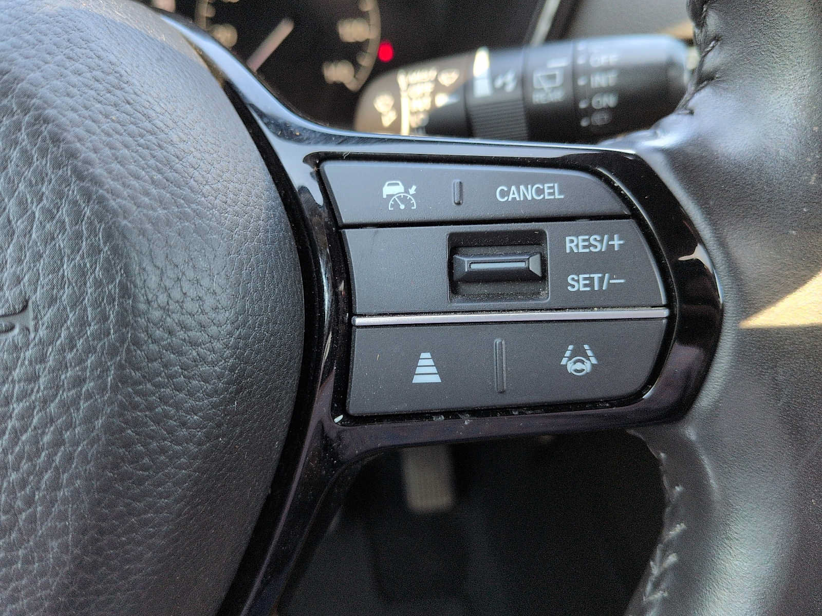 Used 2024 Honda CR-V EX-L image 19
