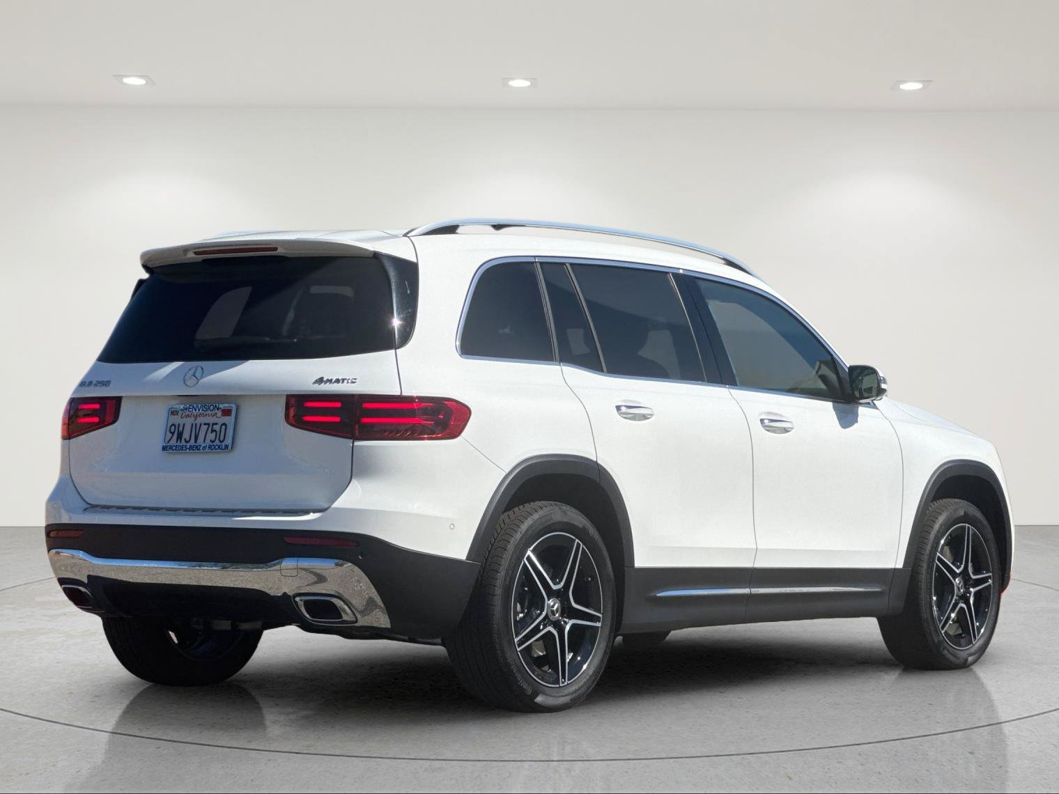 Certified 2026 Mercedes-Benz GLB 250 4MATIC image 6