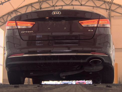 Used 2017 Kia Optima EX image 7