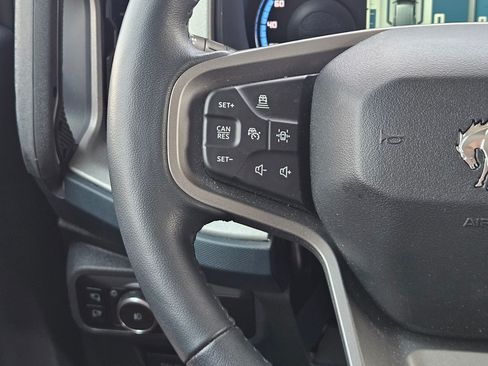Used 2024 Ford Bronco Outer Banks AWD/4WD image 27