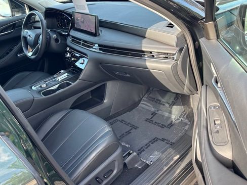 Certified 2026 INFINITI QX60 Luxe w/ Cargo Package FWD image 17