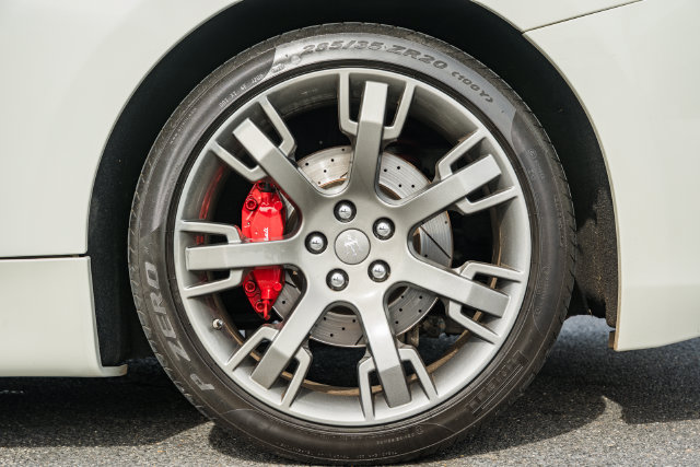 Used 2018 Maserati GranTurismo Sport RWD image 22