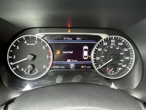 Used 2024 Nissan Sentra SV FWD image 19