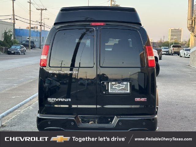 Used 2021 GMC Savana 2500 RWD image 5
