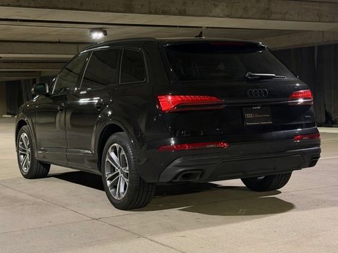 Used 2026 Audi Q7 2.0T Premium w/ Convenience Plus Package AWD/4WD image 3